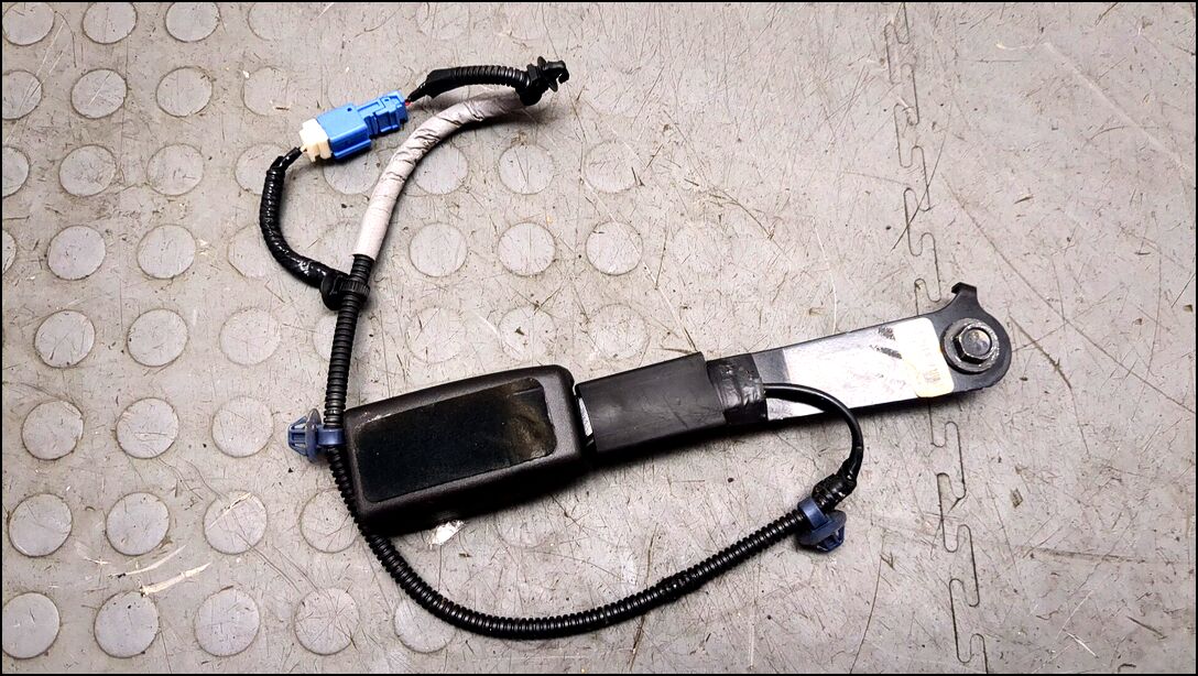 Замок ремня безопасности 04813TZ5A00ZC - 20048242 | Фото#1 Замок ремня безопасности 04813TZ5A00ZC - 20048242 | Фото#1