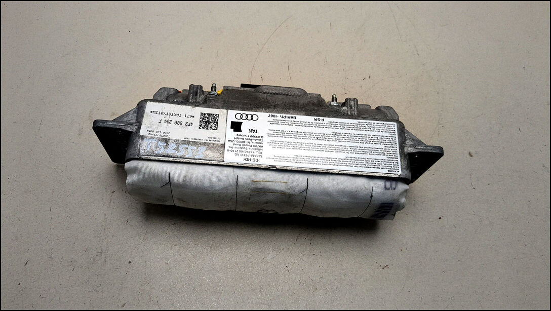 Подушка безопасности переднего пассажира 4F2880204F - 20466586 | Фото#1 Подушка безопасности переднего пассажира 4F2880204F - 20466586 | Фото#1