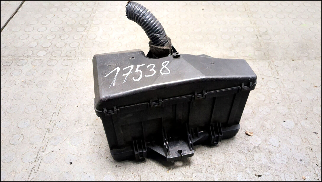 Блок предохранителей 38250STXA01 - 20503438 | Фото#1 Блок предохранителей 38250STXA01 - 20503438 | Фото#1