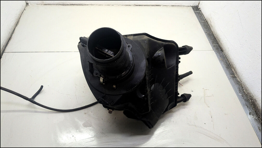 Корпус воздушного фильтра 059133835E - 20632510 | Фото#1 Корпус воздушного фильтра 059133835E - 20632510 | Фото#1