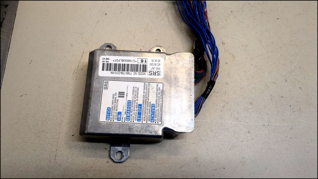 Блок управления подушками безопасности 77960TX6C210M4 - 20749321 | Фото#1 Блок управления подушками безопасности 77960TX6C210M4 - 20749321 | Фото#1