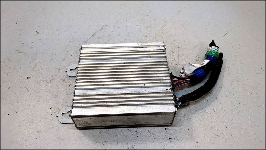 Усилитель звука 39186STXA020M1 - 20768960 | Фото#1 Усилитель звука 39186STXA020M1 - 20768960 | Фото#1