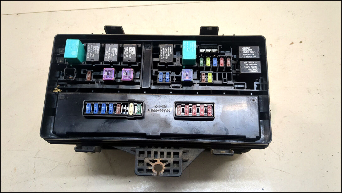 Блок предохранителей 38250STXA01 - 20778681 | Фото#1 Блок предохранителей 38250STXA01 - 20778681 | Фото#1