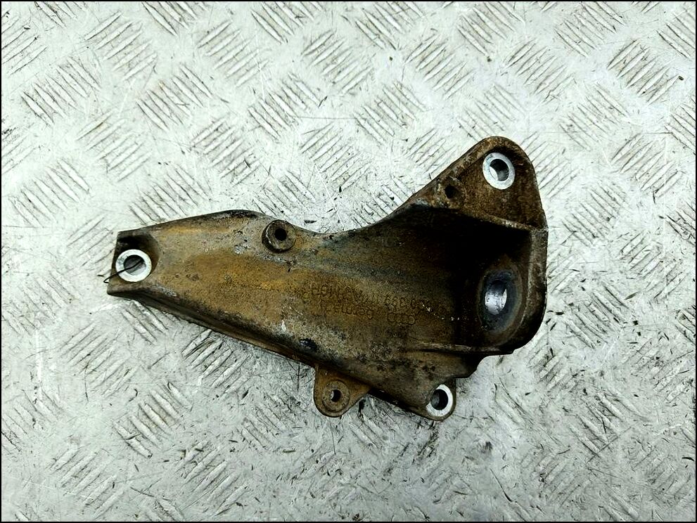 Кронштейн кпп 8D0399114AJ - 52362311 | Фото#1 Кронштейн кпп 8D0399114AJ - 52362311 | Фото#1