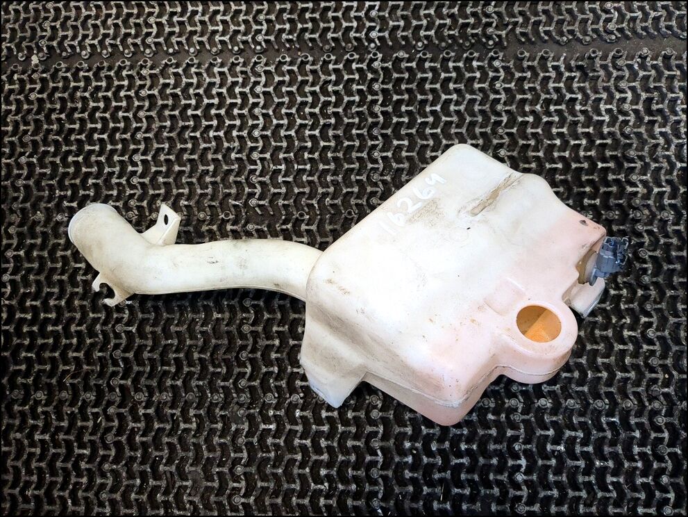 Бачок омывателя 76873STXA00 - 8233350 | Фото#1 Бачок омывателя 76873STXA00 - 8233350 | Фото#1