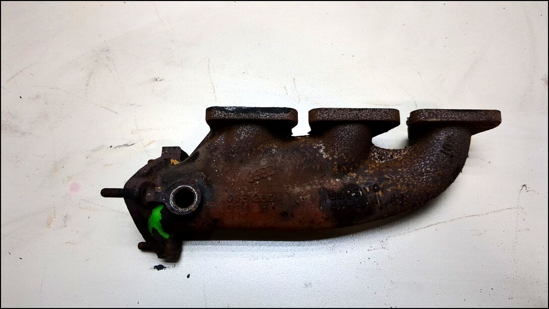 Выпускной коллектор 06E253034E - 8358253 | Фото#1 Выпускной коллектор 06E253034E - 8358253 | Фото#1