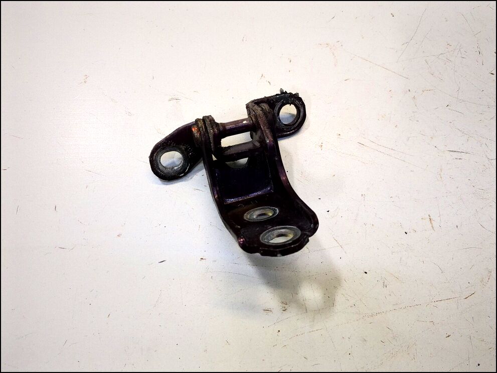 Петля двери 67960SJCA01ZZ - 8590807 | Фото#1 Петля двери 67960SJCA01ZZ - 8590807 | Фото#1