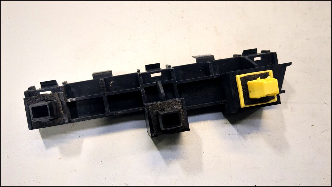 Кронштейн бампера 71592STXA00 - 8808462 | Фото#1 Кронштейн бампера 71592STXA00 - 8808462 | Фото#1