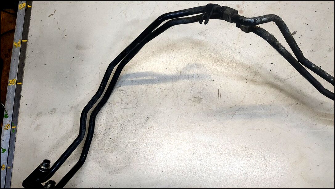 Трубка масляная 4B0317815A,4B0317821B,4B0317822B - 8949867 | Фото#1 Трубка масляная 4B0317815A,4B0317821B,4B0317822B - 8949867 | Фото#1