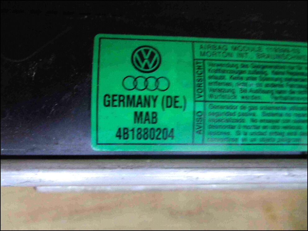 Подушка безопасности переднего пассажира 1880204 - 90006076 | Фото#1 Подушка безопасности переднего пассажира 1880204 - 90006076 | Фото#1