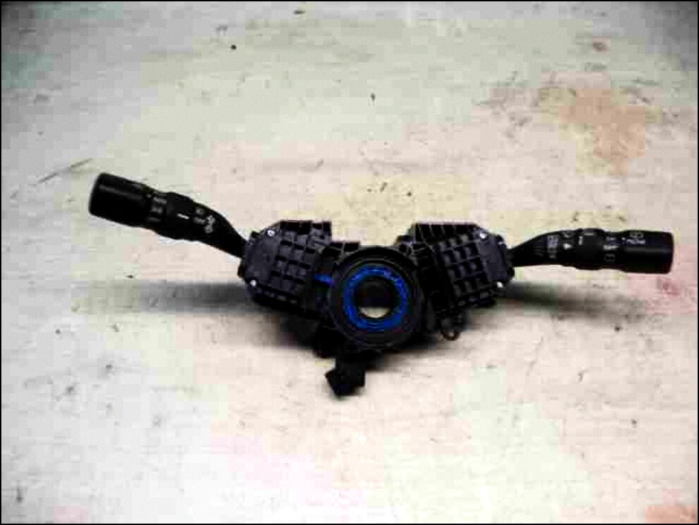 Переключатель поворотов и дворников - 90049418 | Фото#1 Переключатель поворотов и дворников - 90049418 | Фото#1