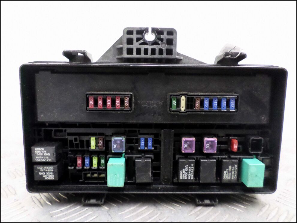 Блок предохранителей - 90148440 | Фото#1 Блок предохранителей - 90148440 | Фото#1