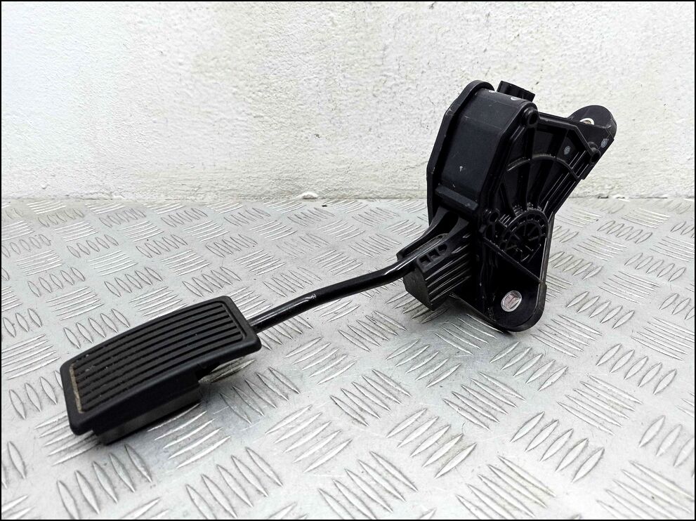 Педаль газа - 90212639 | Фото#1 Педаль газа - 90212639 | Фото#1