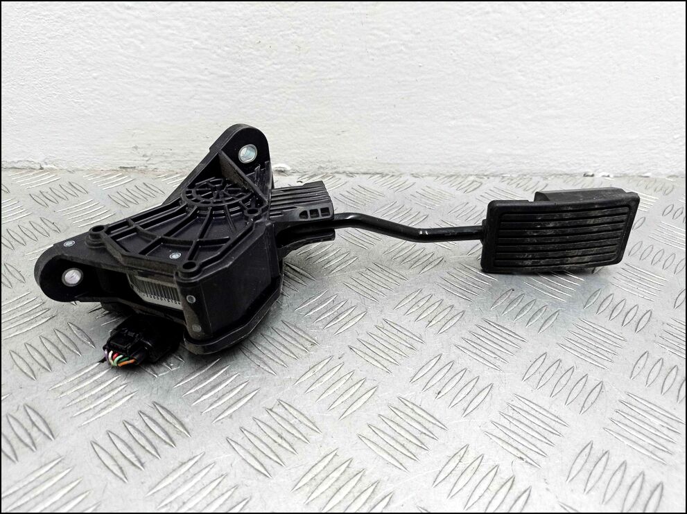 Педаль газа J30000151047 - 90217964 | Фото#1 Педаль газа J30000151047 - 90217964 | Фото#1