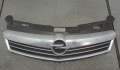 Решетка радиатора Opel Astra H 2004-2010 - 20589749