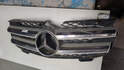 Решетка радиатора Mercedes GL X164 2006-2012 - 20670974