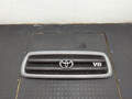 Решетка радиатора Toyota Sequoia 2000-2008 - 20752424