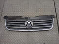 Решетка радиатора Volkswagen Passat 5 2000-2005 - 20884977