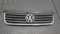 Решетка радиатора Volkswagen Passat 5 2000-2005 - 20999031