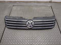 Решетка радиатора Volkswagen Passat 7 2010-2015 - 21050944