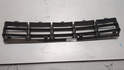 Заглушка (решетка) бампера Volkswagen Golf 4 1997-2006 - 21075020