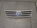 Решетка радиатора Volkswagen Touareg 2002-2007 - 21235951