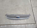 Решетка радиатора Ford Fiesta 5 2001-2007 - 21272379