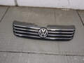 Решетка радиатора Volkswagen Passat 7 2010-2015 - 21357140