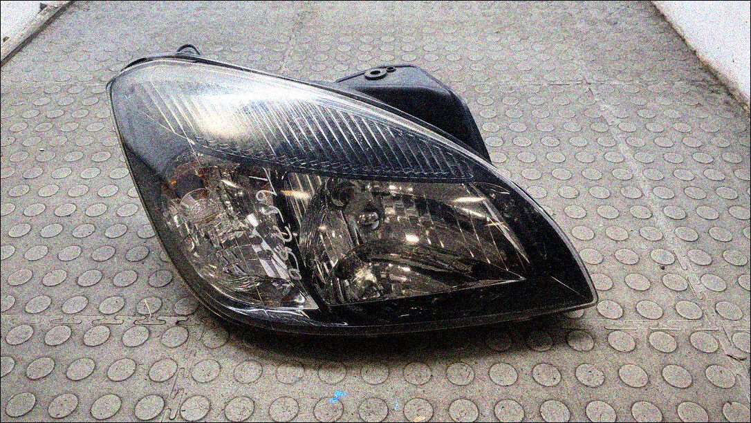 Фара передняя Kia Rio 2 2005-2011 - 21396449