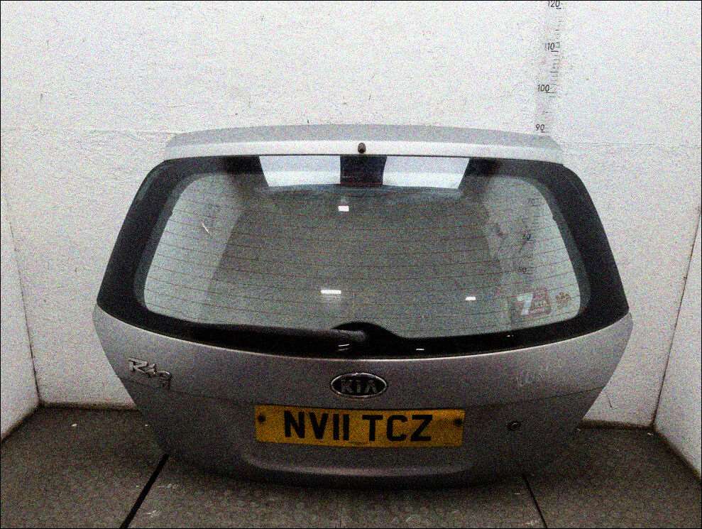 Крышка багажника Kia Rio 2 2005-2011 - 21406222