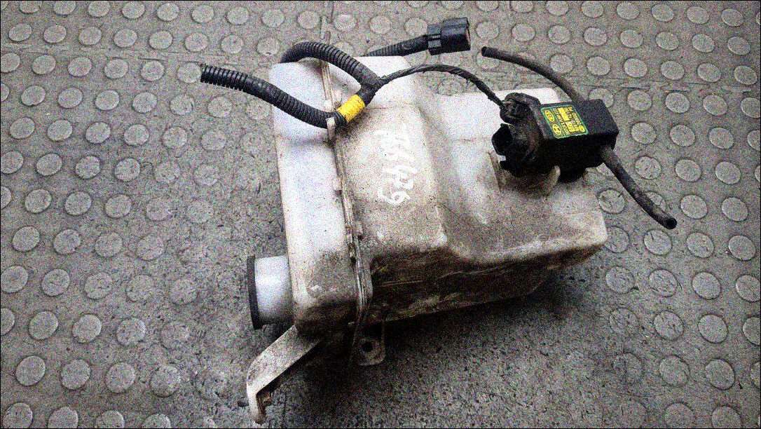 Бачок омывателя Kia Rio 2 2005-2011 - 21419182