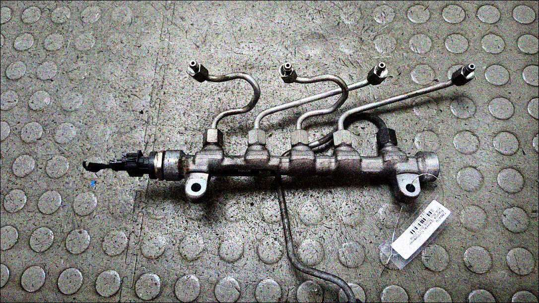 Рампа (рейка) топливная Kia Rio 2 2005-2011 - 21435227