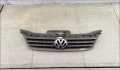 Решетка радиатора Volkswagen Touran 2003-2006 - 22120807