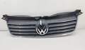 Решетка радиатора Volkswagen Passat 5 2000-2005 - 54703219