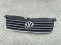 Решетка радиатора Volkswagen Passat 5 2000-2005 - 54925959