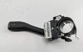 Переключатель поворотов Volkswagen Golf 4 1997-2005 - 55180393