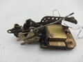 Замок двери Volkswagen Transporter 4 1991-2003 - 55343949