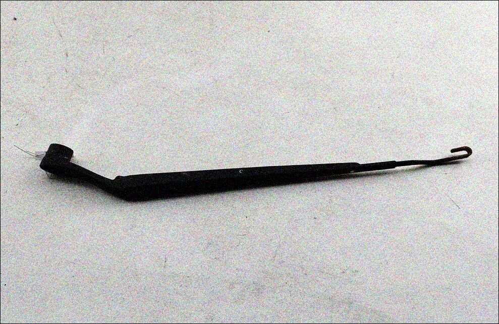 Щеткодержатель Kia Rio 2 2005-2011 - 55374988