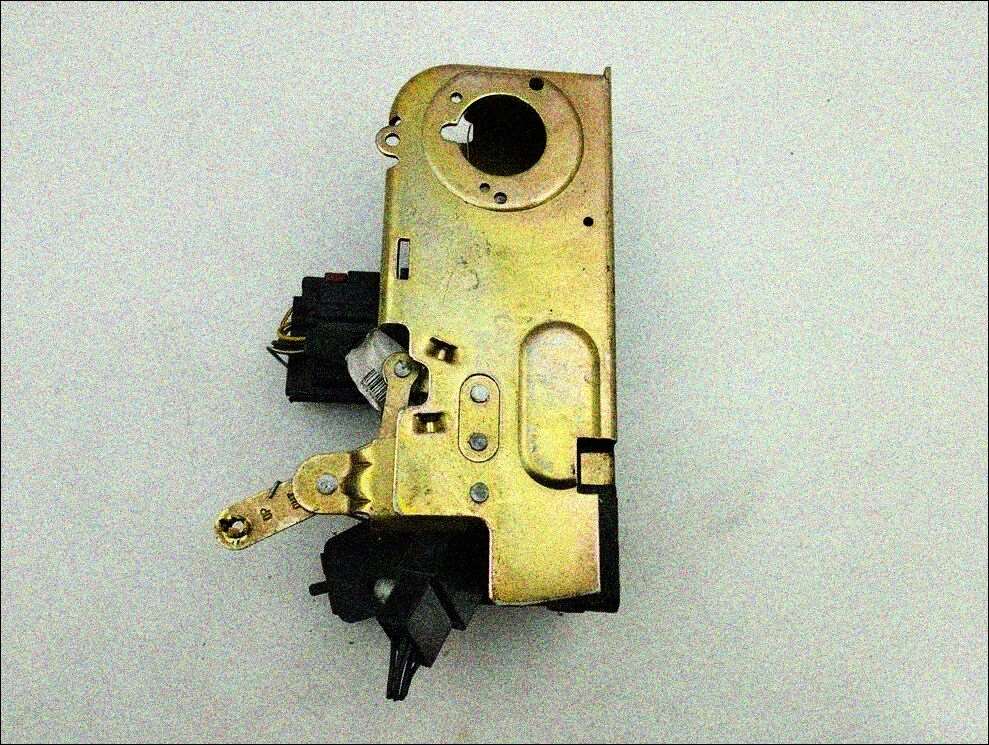 Замок двери Ford Transit 4 2000-2006 - 55387675