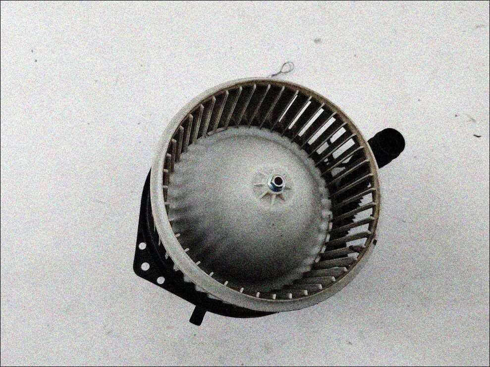 Моторчик печки Renault Laguna 3 2009-2026 - 55429082
