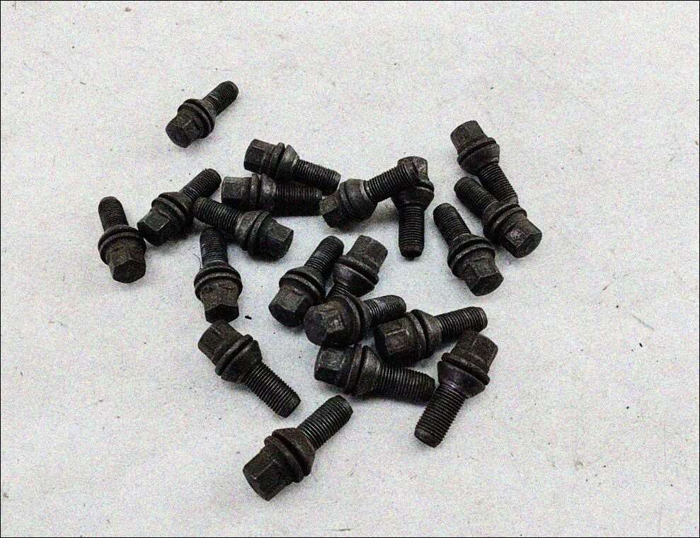 Болт колесный Renault Laguna 3 2009-2026 - 55448081