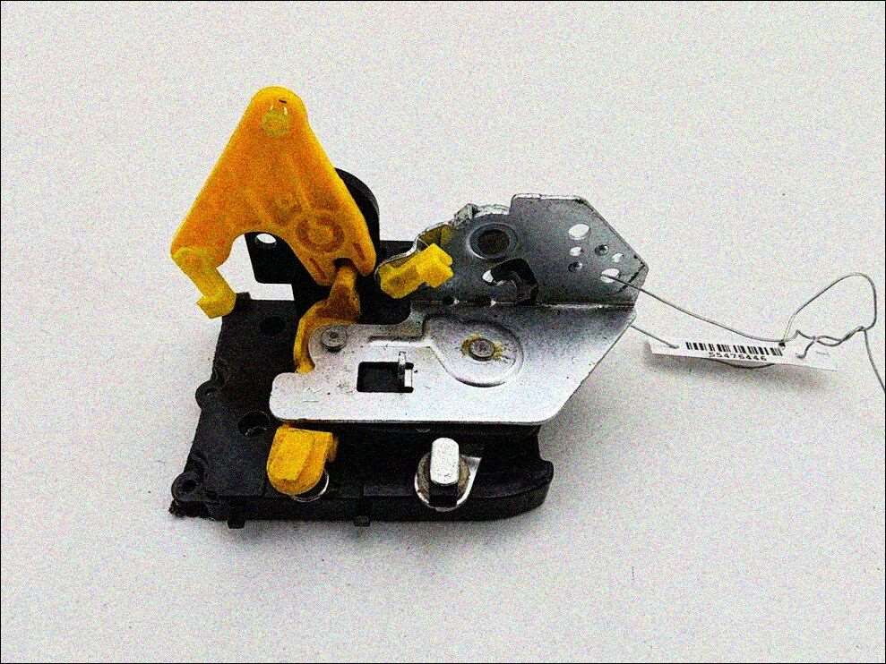 Замок двери Kia Rio 2 2005-2011 - 55476446