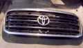 Решетка радиатора Toyota Land Cruiser 1998-2007 - 90068079