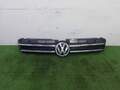 Решетка радиатора Volkswagen Touareg 2010-2014 - 90313711